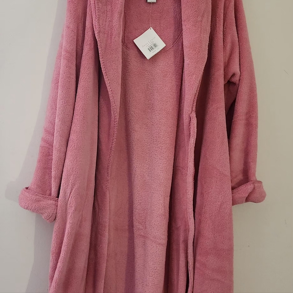 Anne Lewin New York Plush Fleece Bathrobe with Belt Size: L Color: Pink - Picture 13 of 13